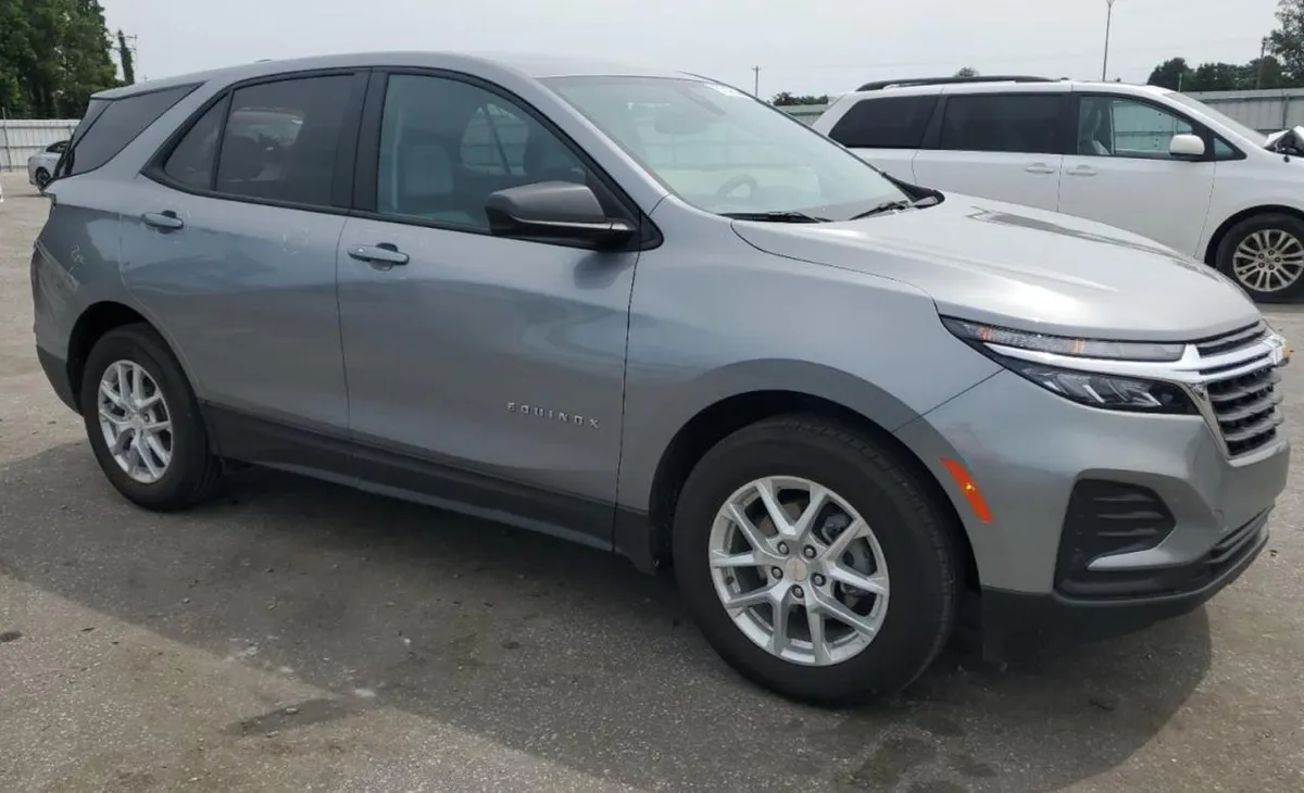 CHEVROLET EQUINOX LS 2024