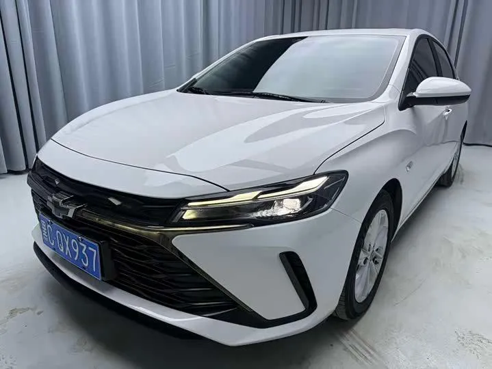CHEVROLET CRUZE 2023