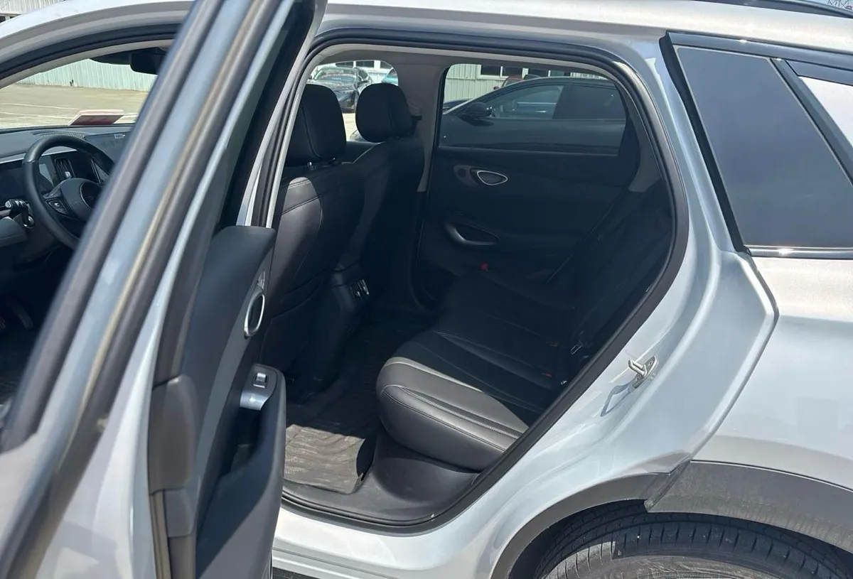 BYD SEALION 05 EV 2025