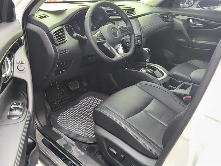 NISSAN X-TRAIL 2022