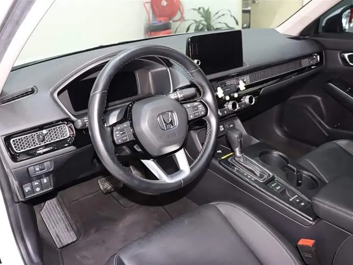 HONDA CIVIC 240TURBO CVT SPORTY 2022