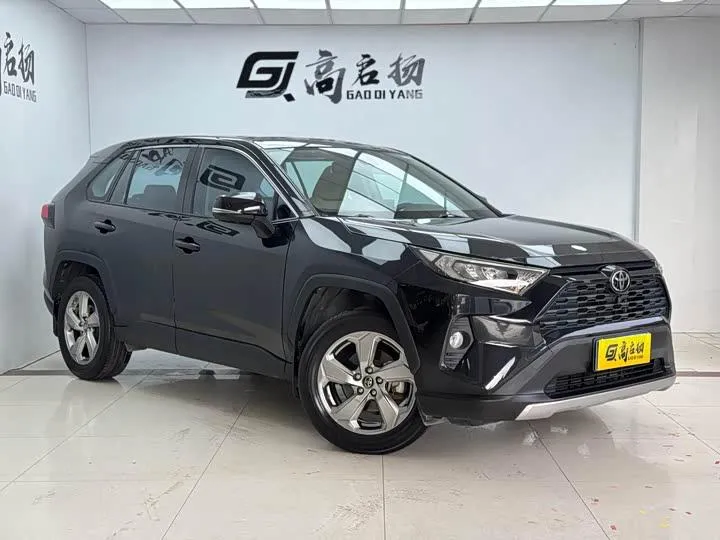 TOYOTA RAV4 2021