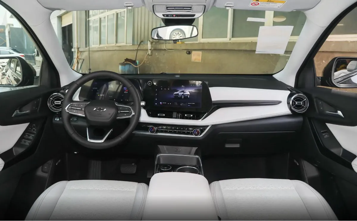 CHEVROLET EQUINOX 102KM ULTIMATE EQUINOX 102KM RS ULTIMATE 2024