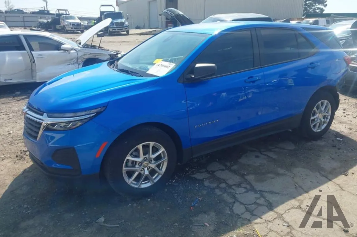 CHEVROLET EQUINOX FWD LS 2024