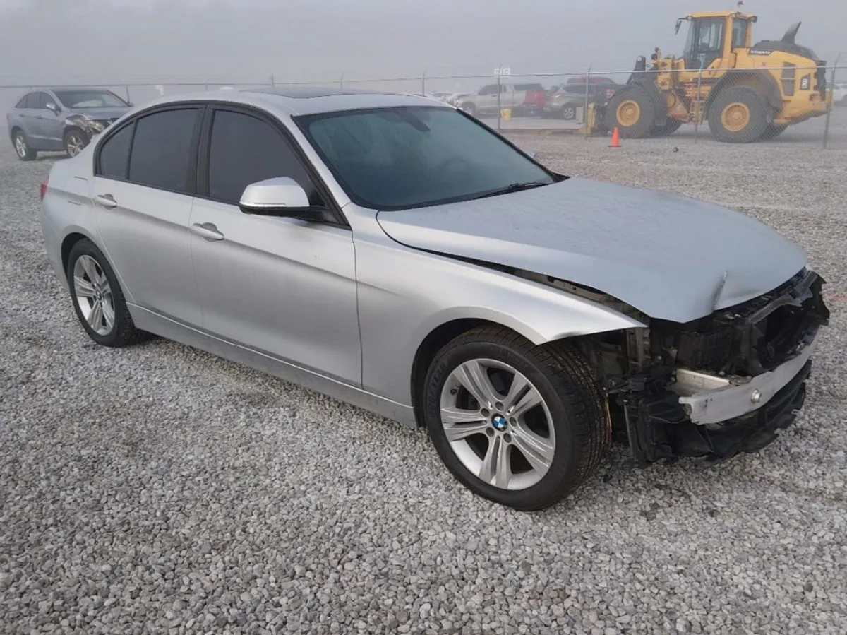 BMW 328I XDRIVE 2016