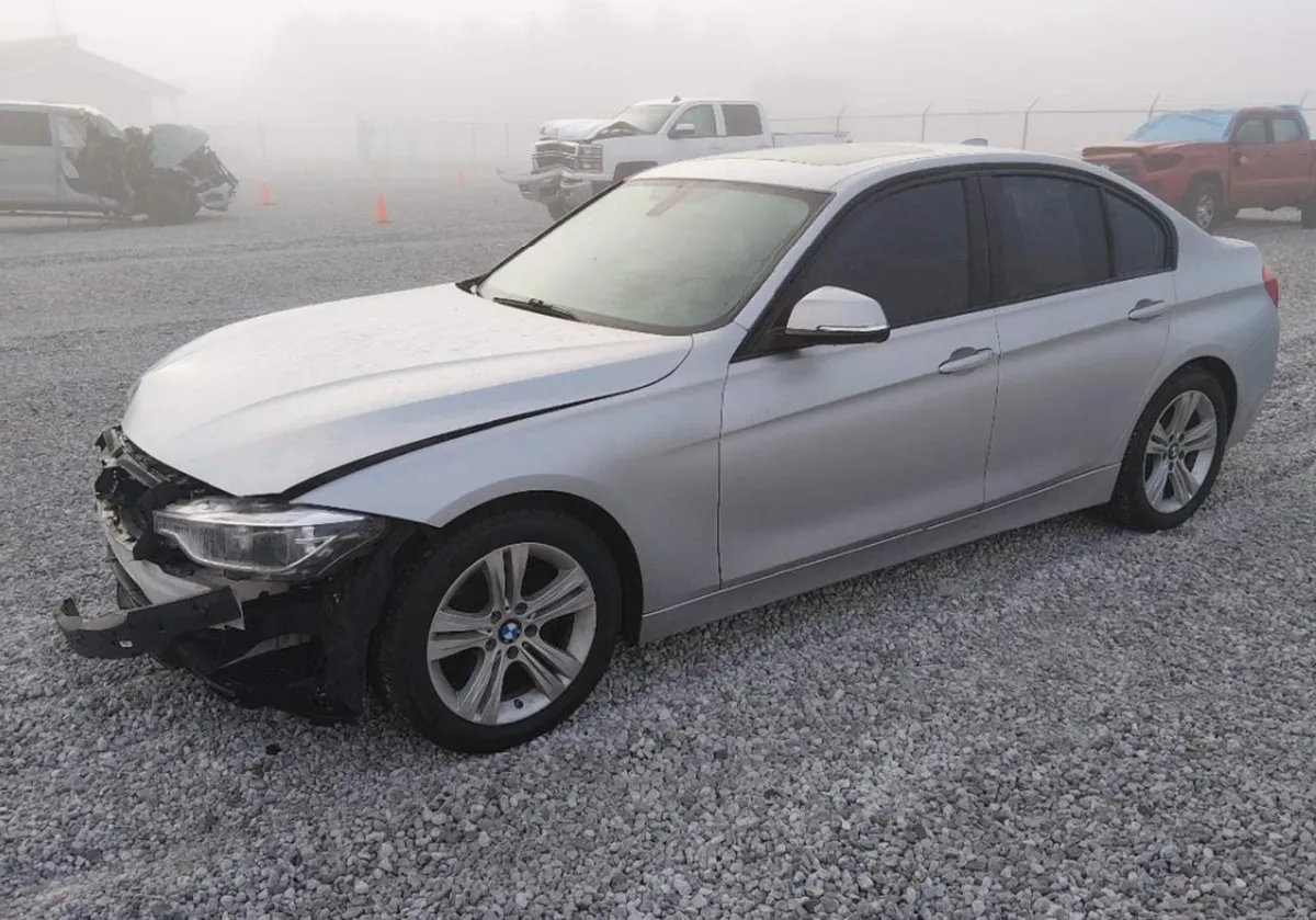 BMW 328I XDRIVE 2016