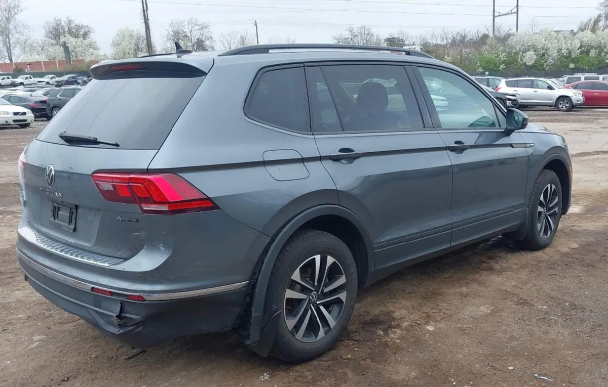 VOLKSWAGEN TIGUAN 2024