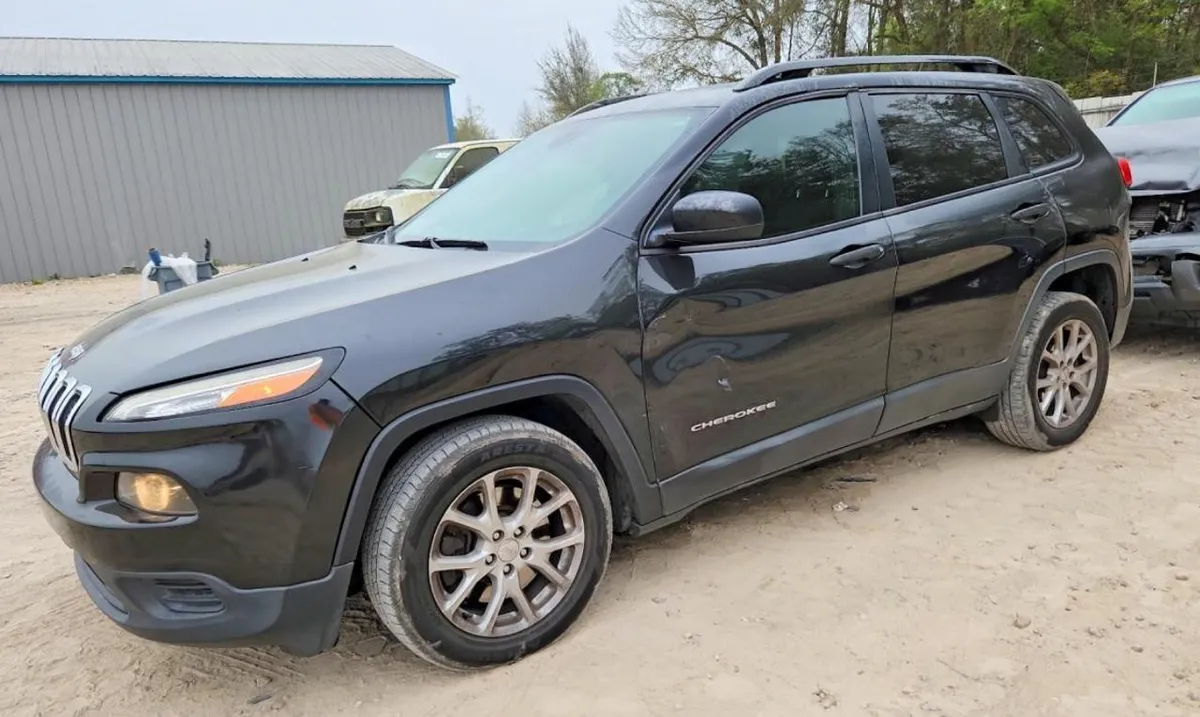 JEEP CHEROKEE SPORT 2016