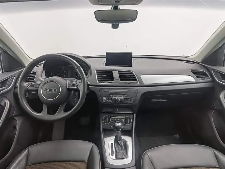 AUDI Q3 2019