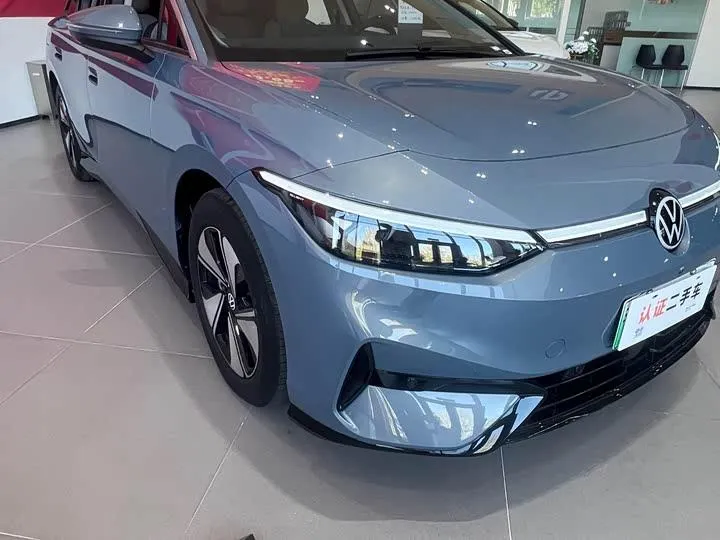 VOLKSWAGEN ID 2024