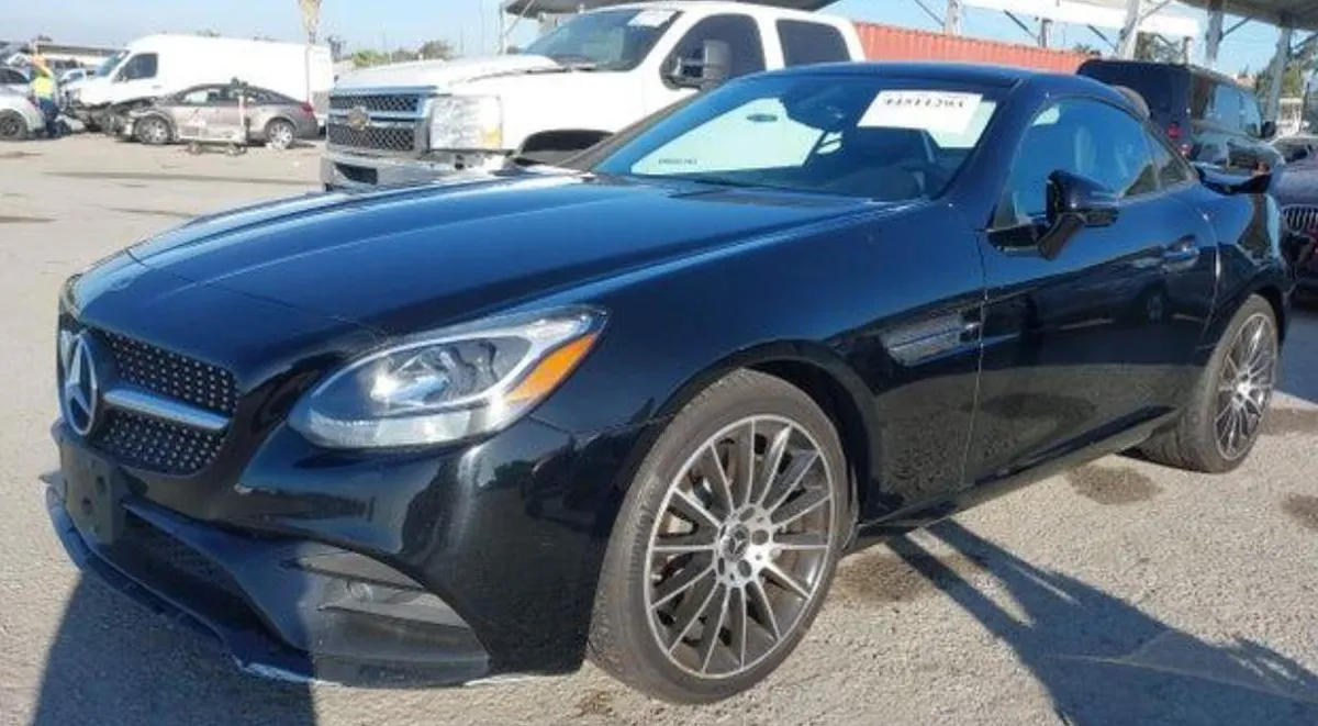 MERCEDES-BENZ SLC 300 2020