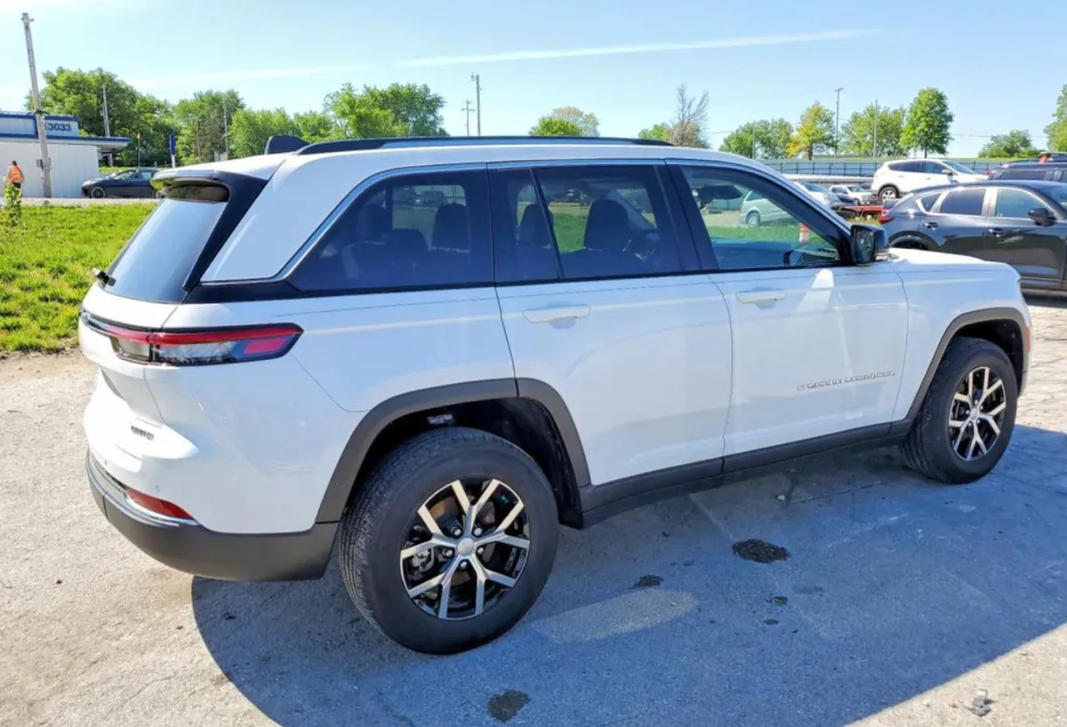 JEEP GRAND CHEROKEE LIMITED 2023