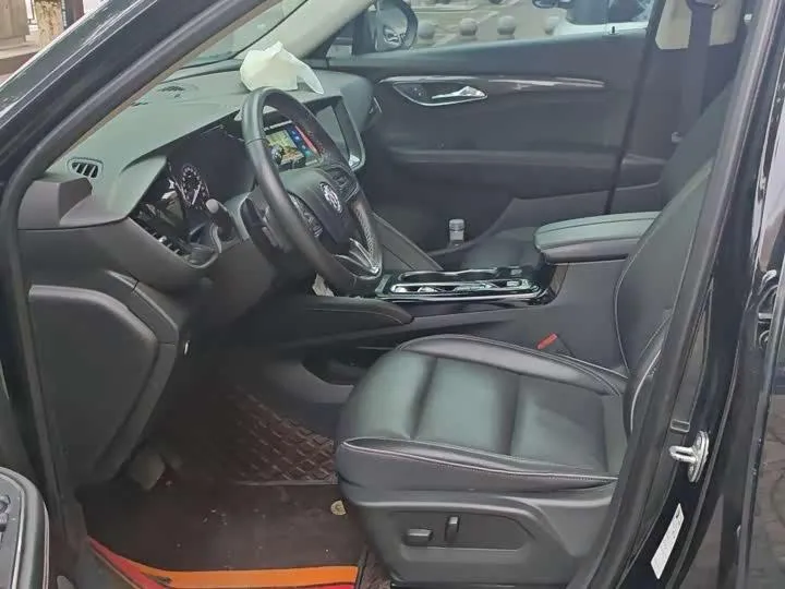 BUICK ENVISION PLUS 652T 5 2022