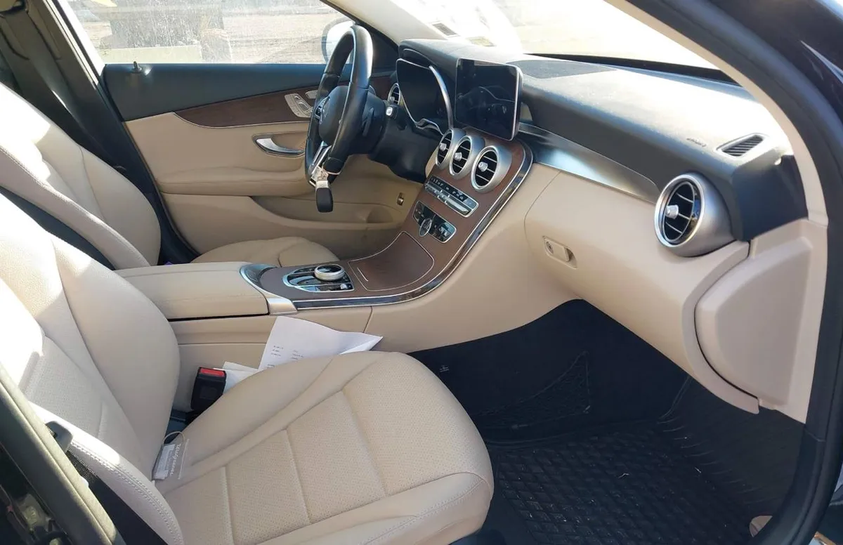 MERCEDES-BENZ C-CLASS C 300 2021