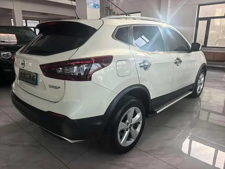 NISSAN QASHQAI 2023