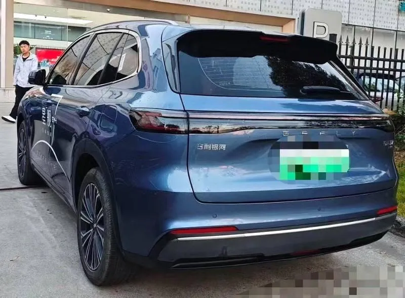 GEELY GALAXY STARSHIP 7 2025