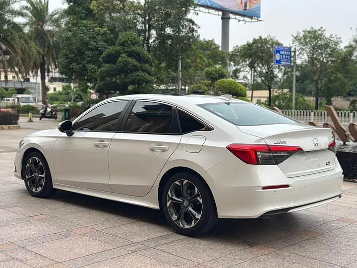 HONDA CIVIC 240TURBO CVT SPORTY 2022