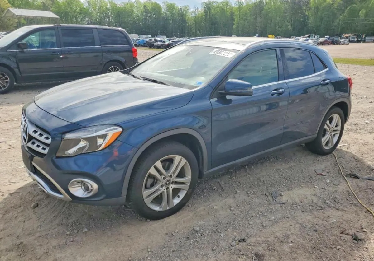 MERCEDES-BENZ GLA 250 4MATIC 2019