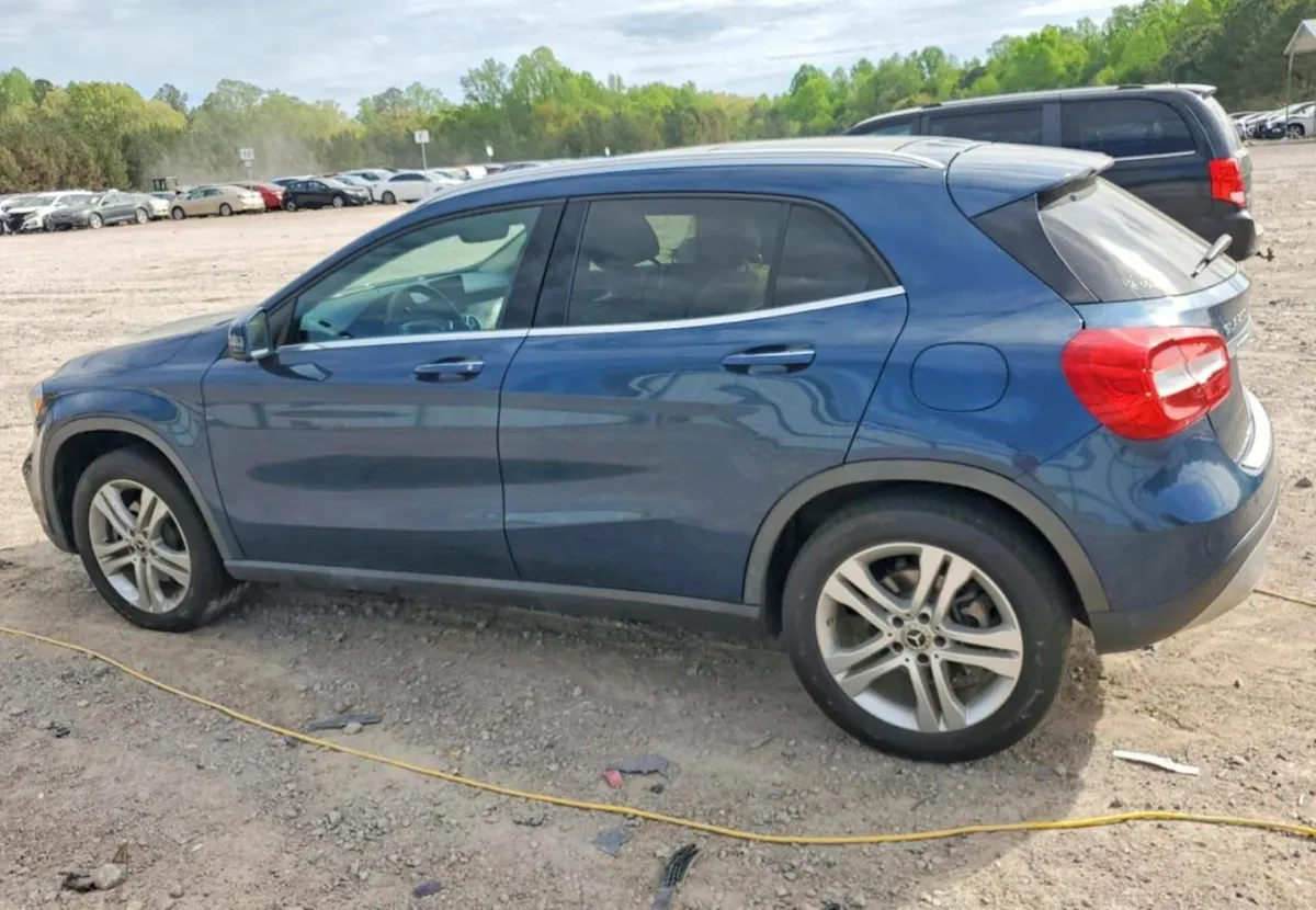 MERCEDES-BENZ GLA 250 4MATIC 2019