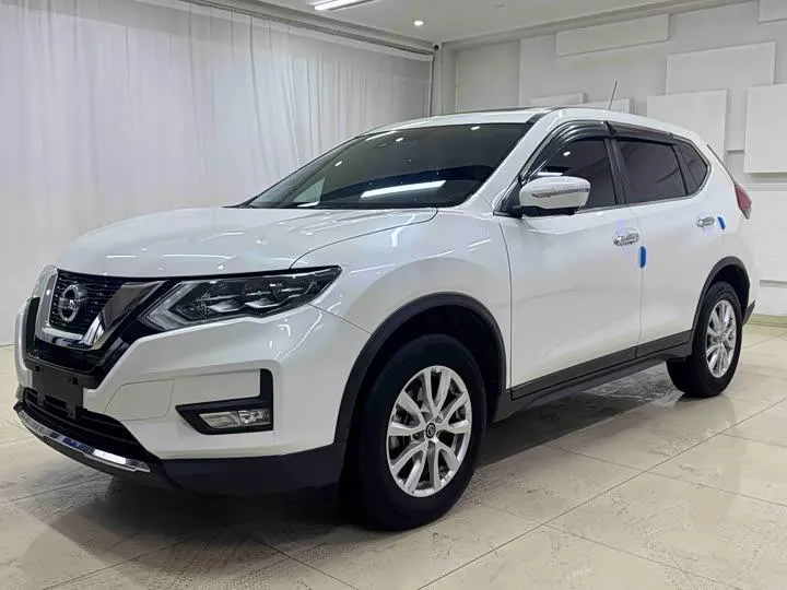 NISSAN X-TRAIL PREMIUM 2022