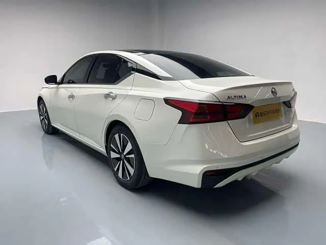 NISSAN TEANA 2021