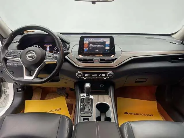 NISSAN TEANA 2021