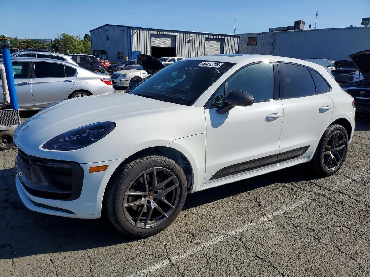 PORSCHE MACAN BASE 2023