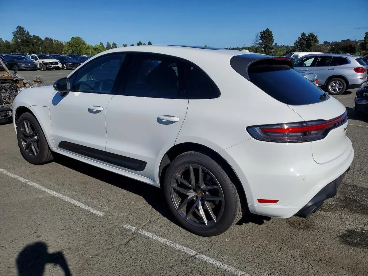 PORSCHE MACAN BASE 2023