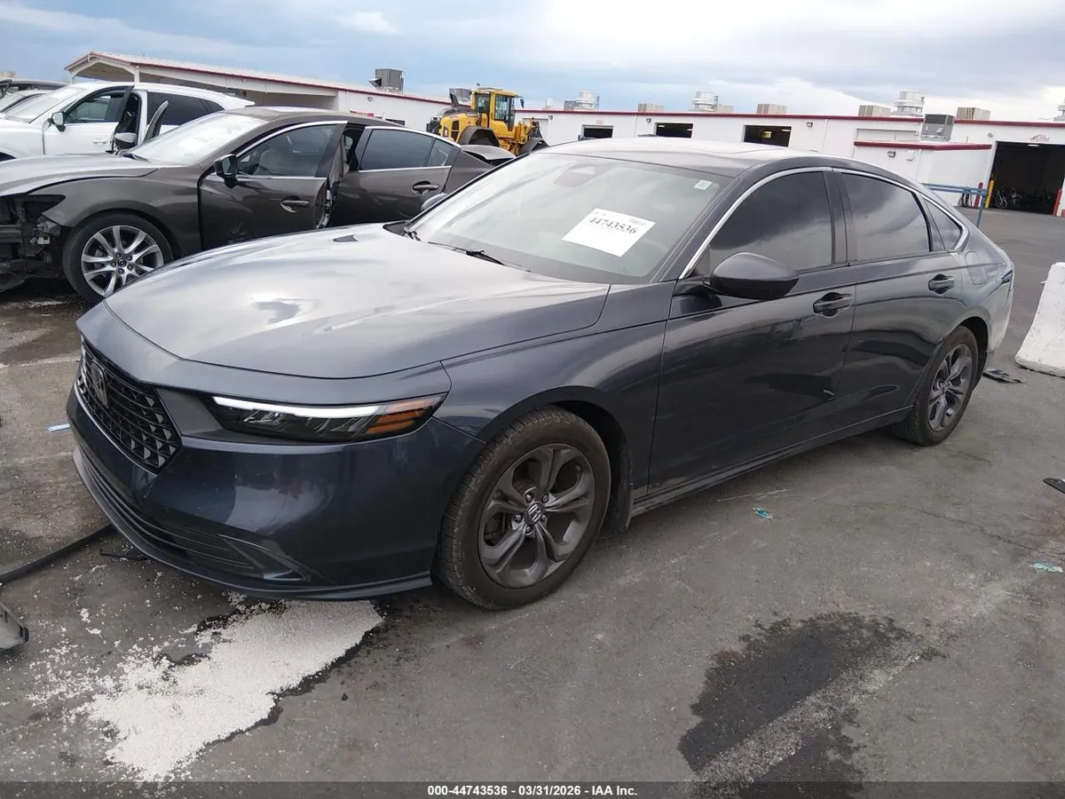 HONDA ACCORD EX 2023