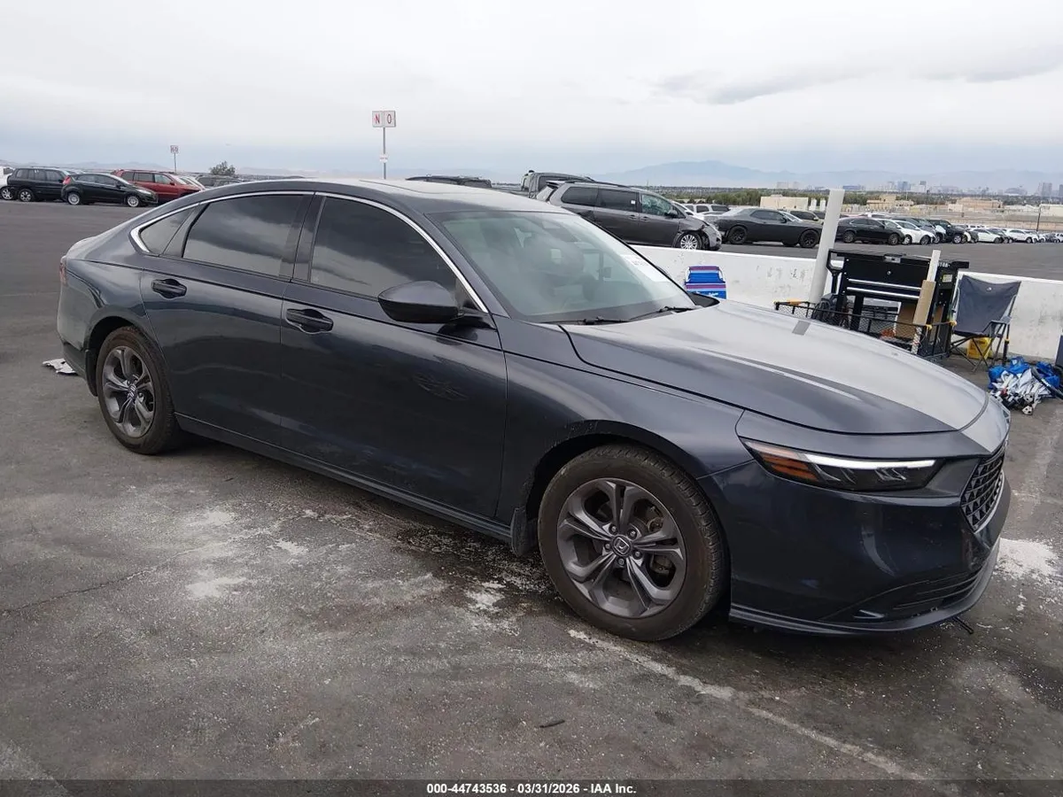 HONDA ACCORD EX 2023