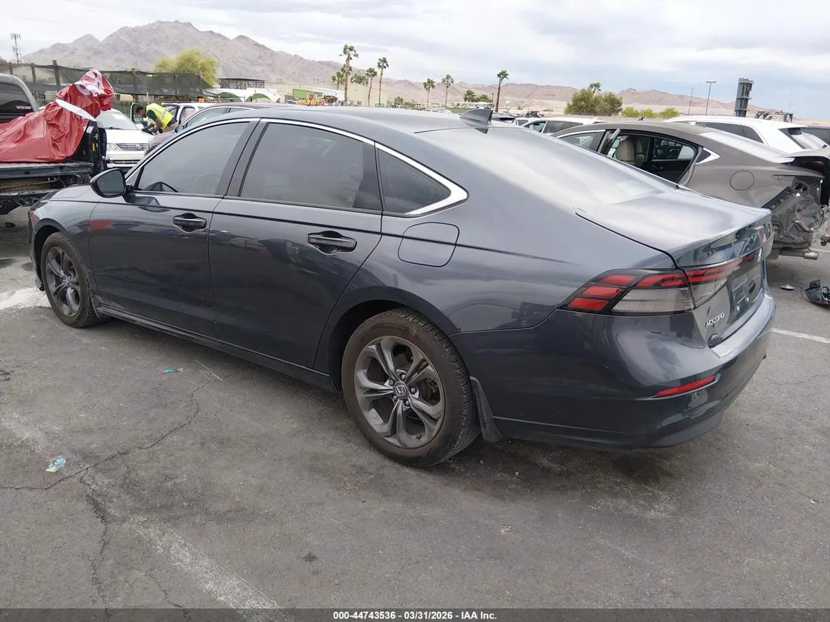 HONDA ACCORD EX 2023