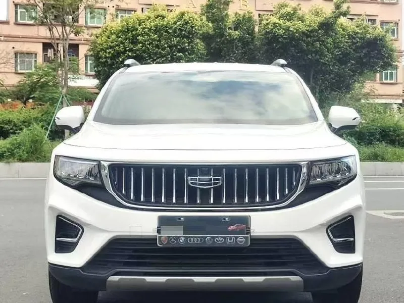 GEELY OKAVANGO 2022
