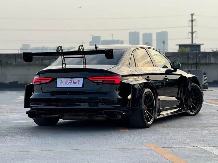 AUDI RS 3 2018