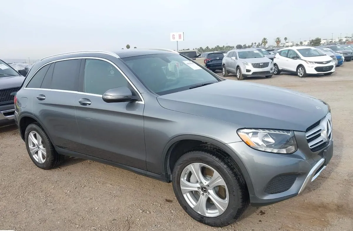 MERCEDES-BENZ GLC 300 2018