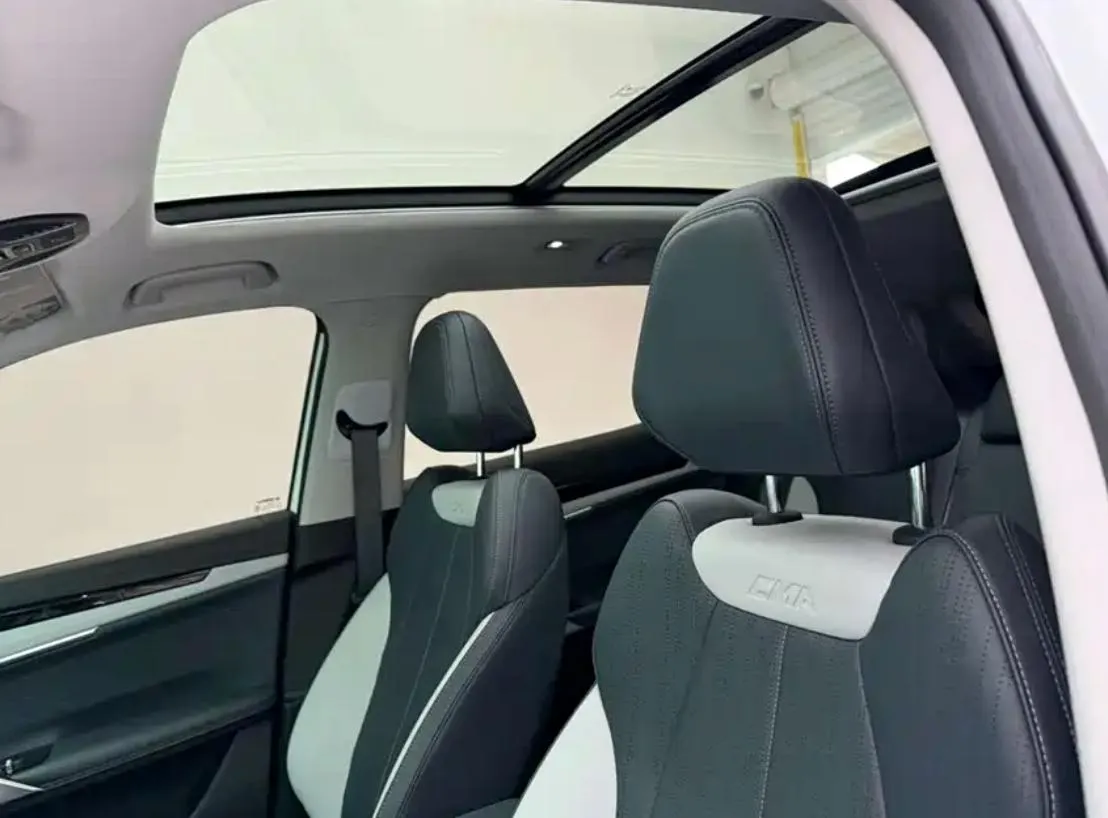 GEELY BOYUE L 2024