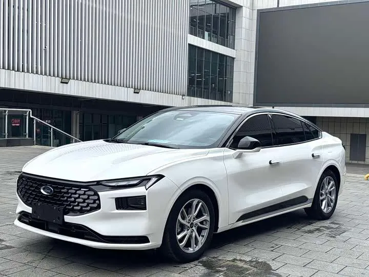 FORD MONDEO LUXURY 2022