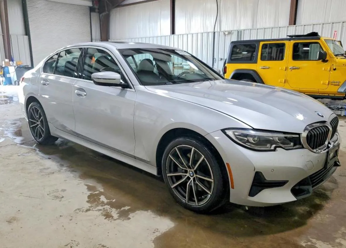 BMW 330XI 2019