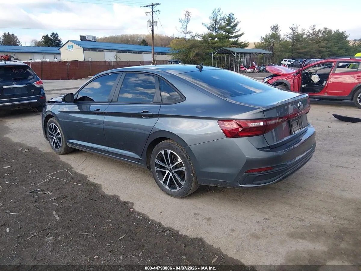 VOLKSWAGEN JETTA SPORT 2025