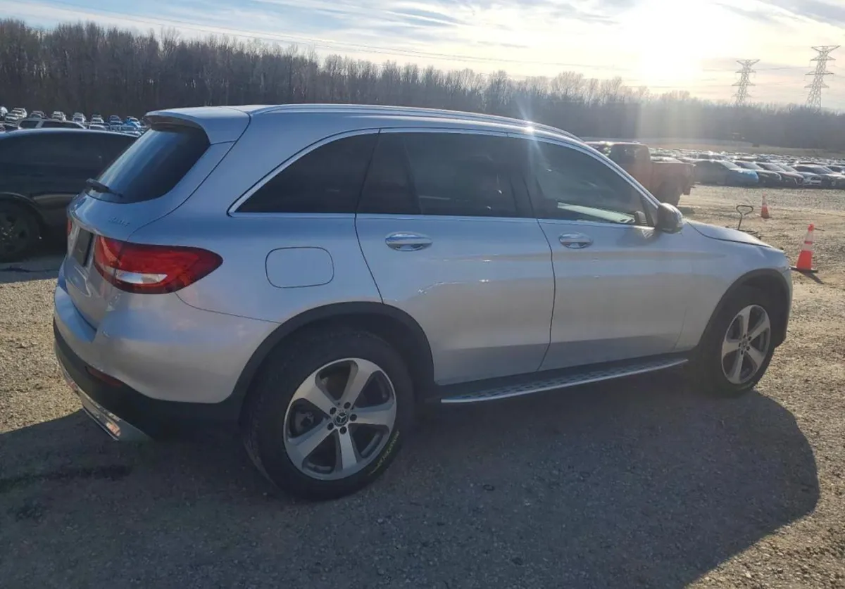 MERCEDES-BENZ GLC 300 4MATIC 2019