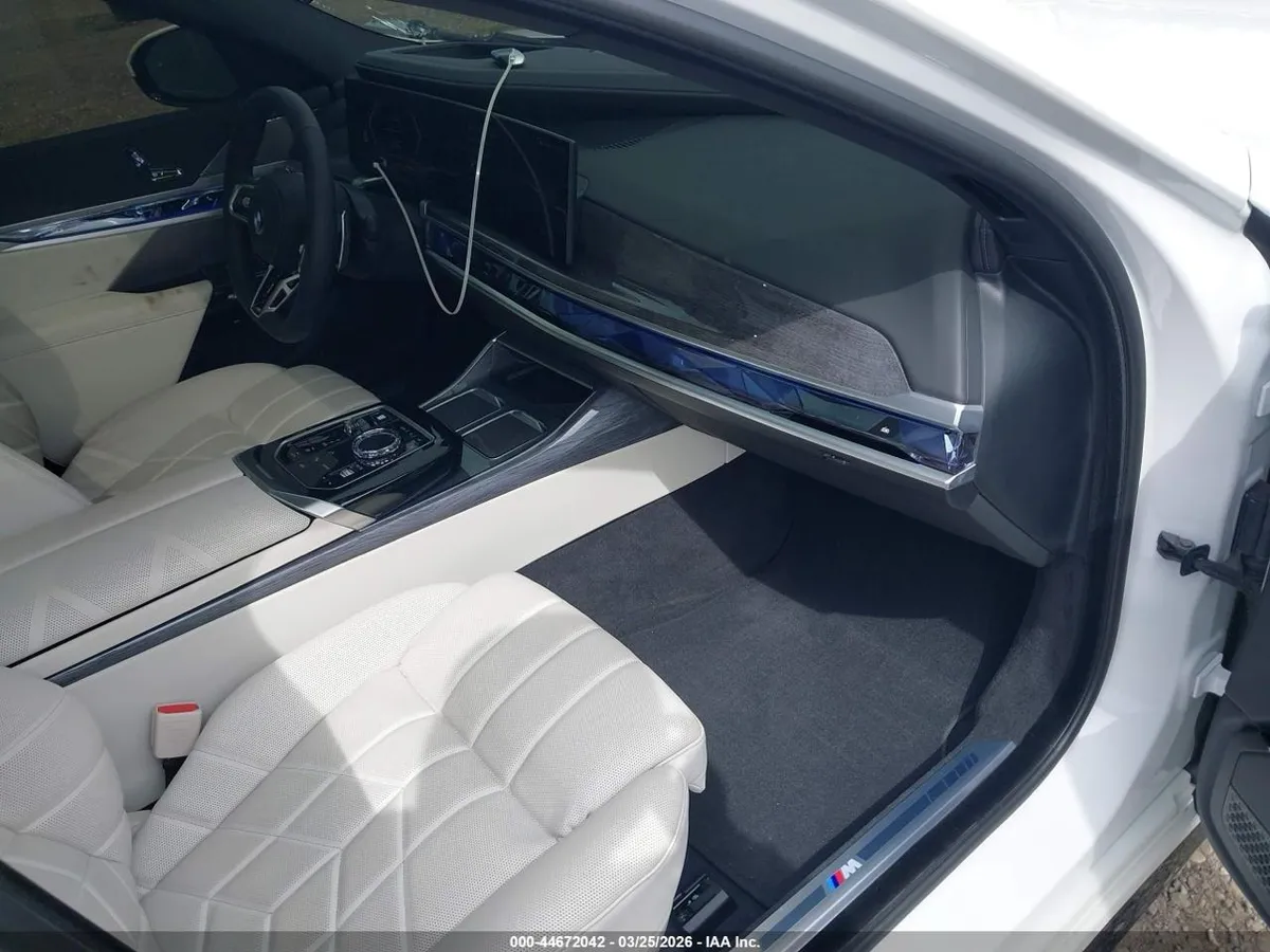BMW 740I XDRIVE 2024