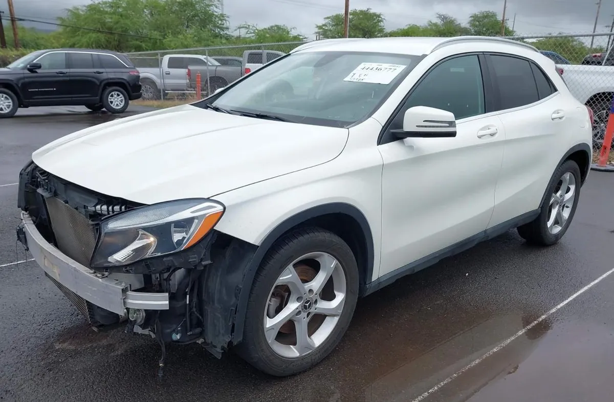 MERCEDES-BENZ GLA 250 2018