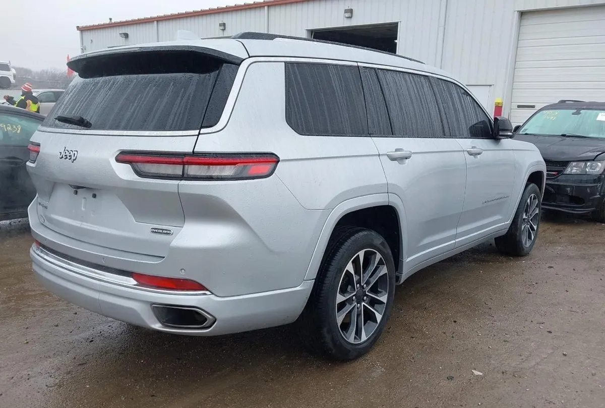 JEEP GRAND CHEROKEE L OVERLAND 4X4 2021