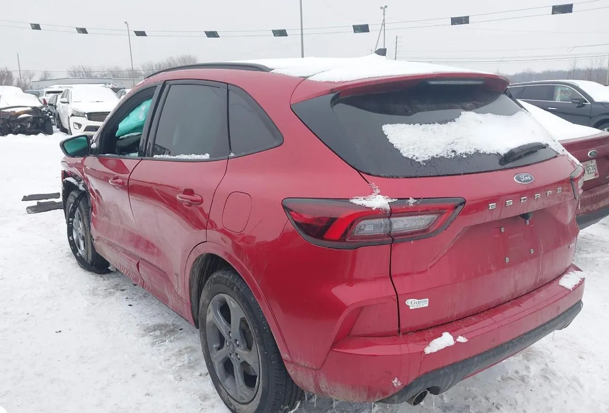 FORD ESCAPE ST-LINE 2024