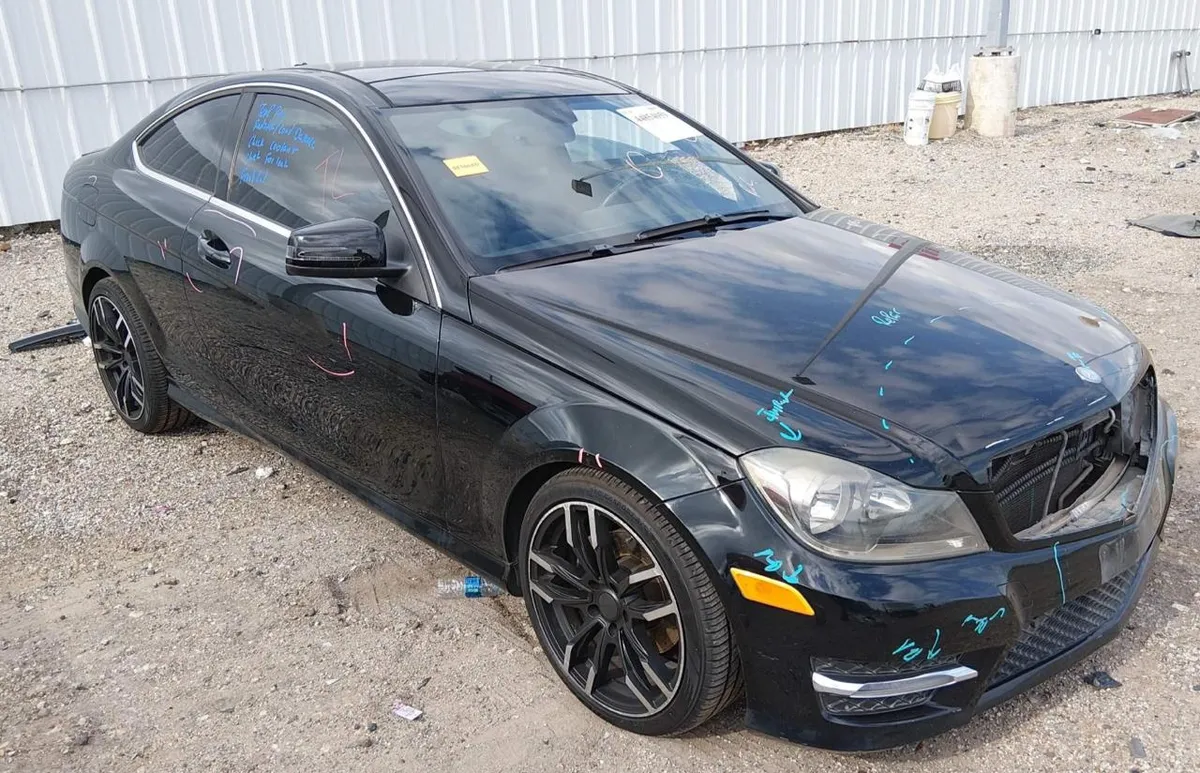 MERCEDES-BENZ C-CLASS C 250 2015