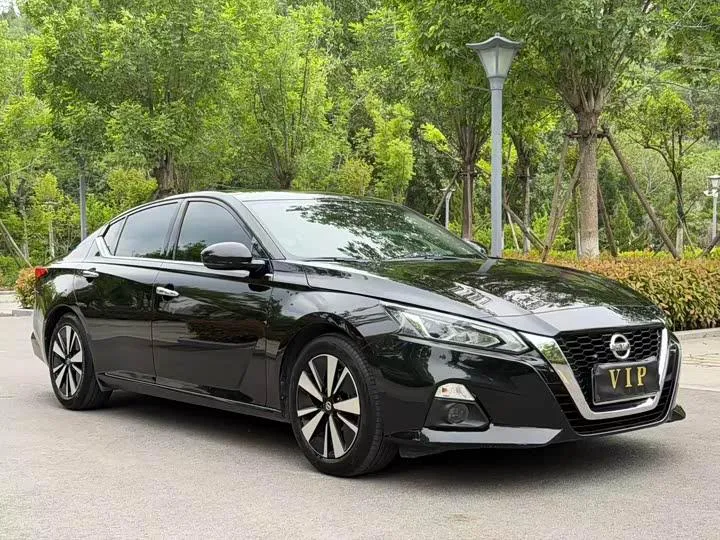 NISSAN TEANA 2021