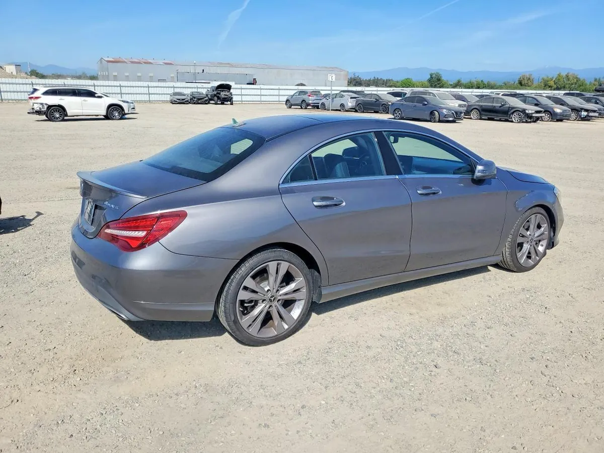 MERCEDES-BENZ CLA 250 4MATIC 2019