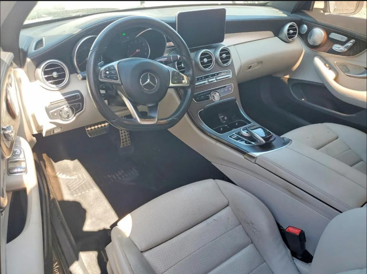 MERCEDES-BENZ C-CLASS 300 4MATIC 2017