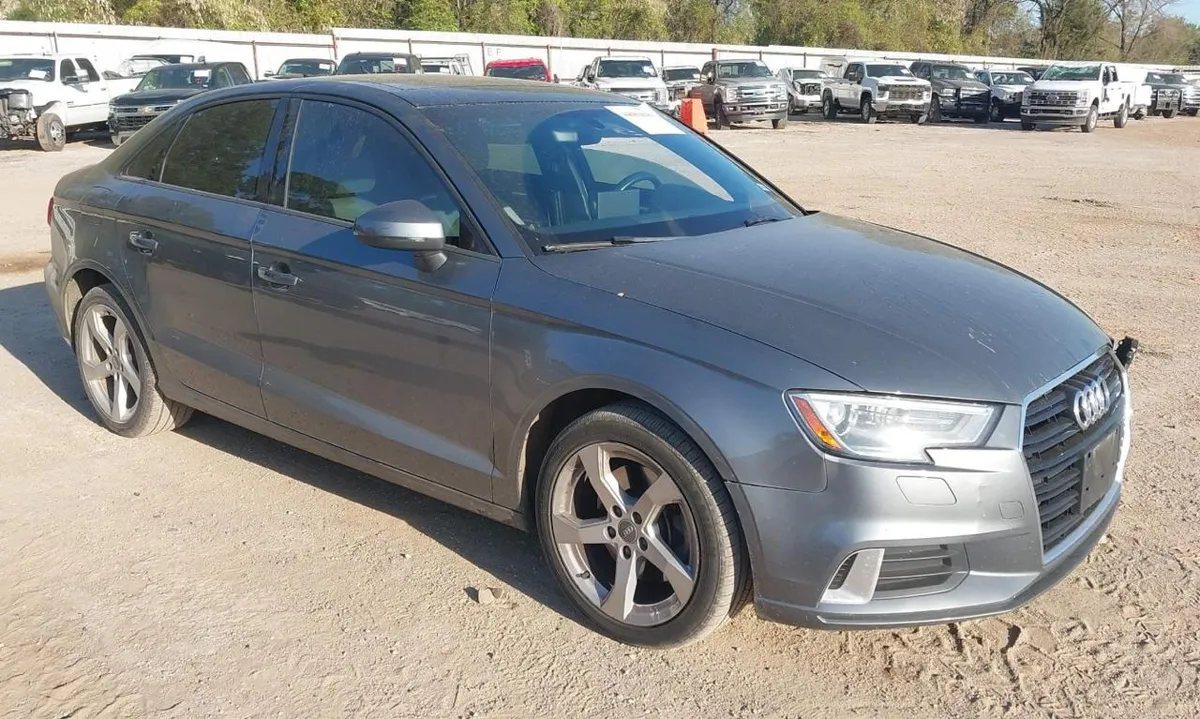 AUDI A3 40 PREMIUM/40 TITANIUM PREMIUM 2019