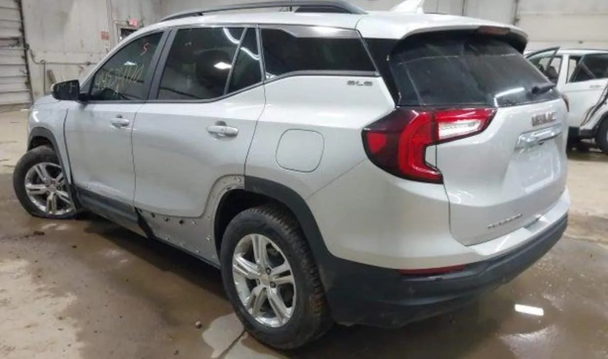 GMC TERRAIN AWD SLE 2022