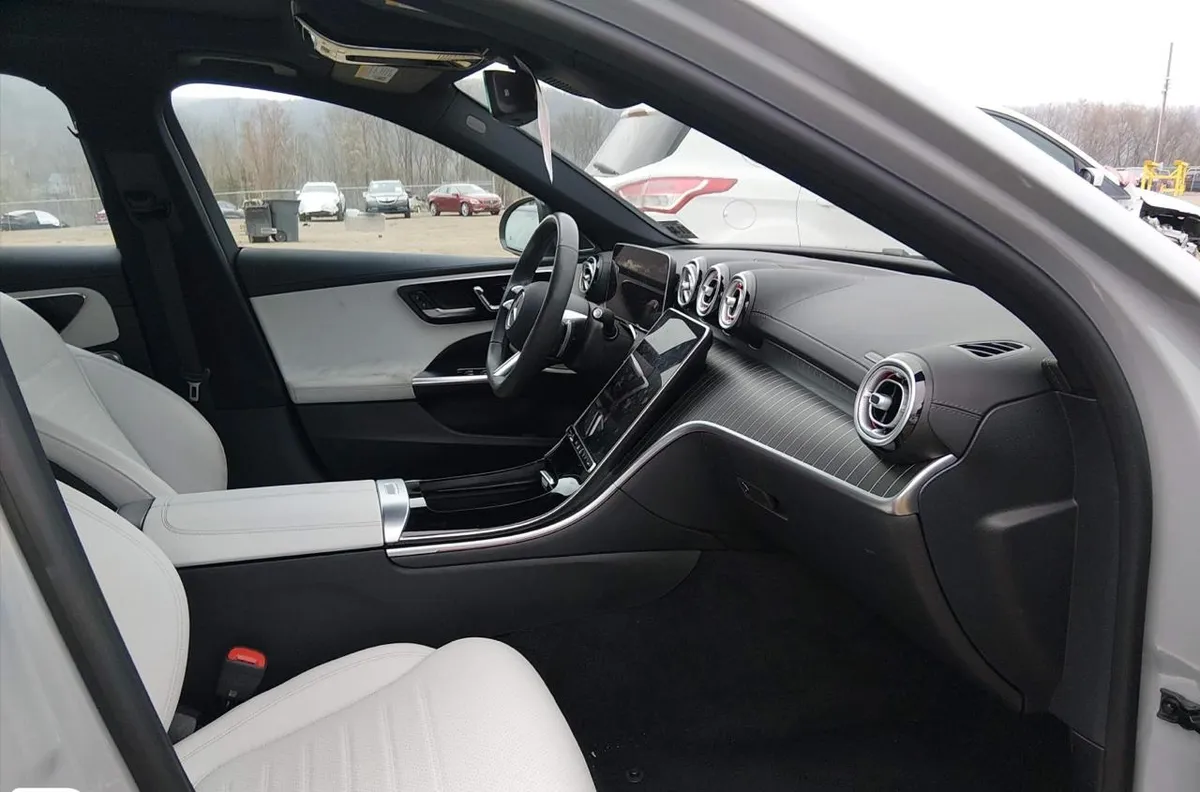 MERCEDES-BENZ C-CLASS C 300 2025